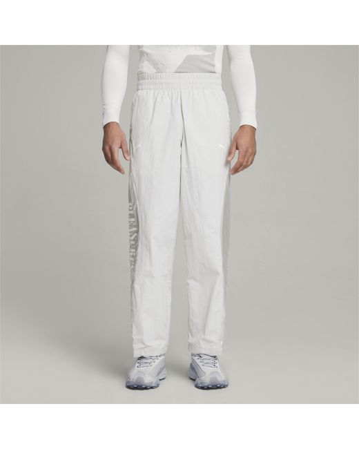 Pantaloni da corsa x PLEASURES da di PUMA in White