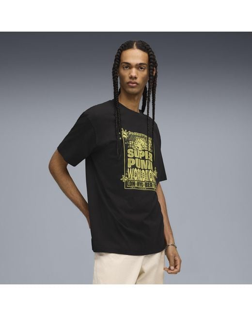 PUMA Graphic Super World Tour Relaxed T-Shirt Herren, Kleidung in Brown für Herren