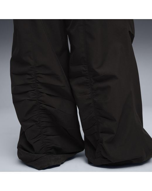 PUMA Black Wardrobe Essentials Gewebte Parachute-Hose Damen, Kleidung