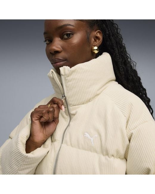 PUMA Natural Wardrobe Essentials Cord-Pufferjacke Damen, Kleidung