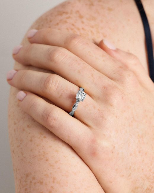 Quince Natural Lab Grown Diamond Round Twisted Engagement Ring