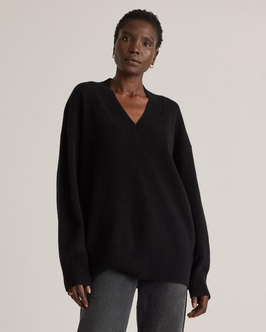 Black v neck oversized sweater online