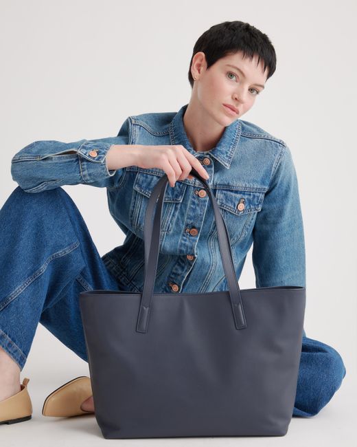 Quince Classic Italian Leather Tote Bag in Blue | Lyst