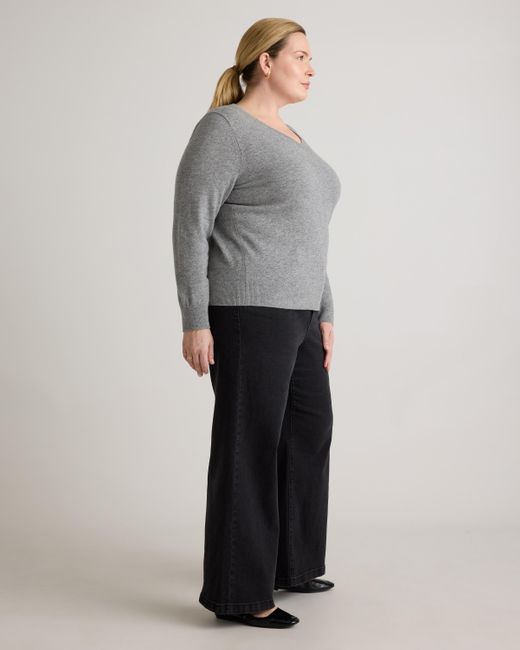 Quince Gray Mongolian Cashmere V-Neck Sweater