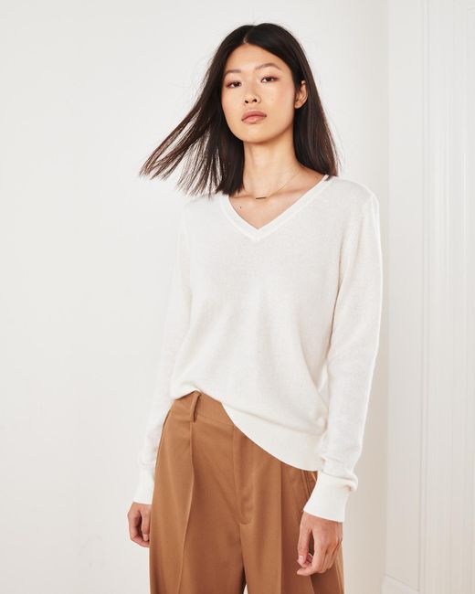 Quince White Mongolian Cashmere V-Neck Sweater