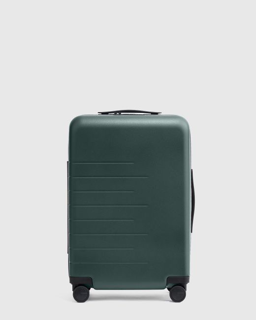 Quince Green Carry-On Hard Shell Suitcase 21", Polycarbonte