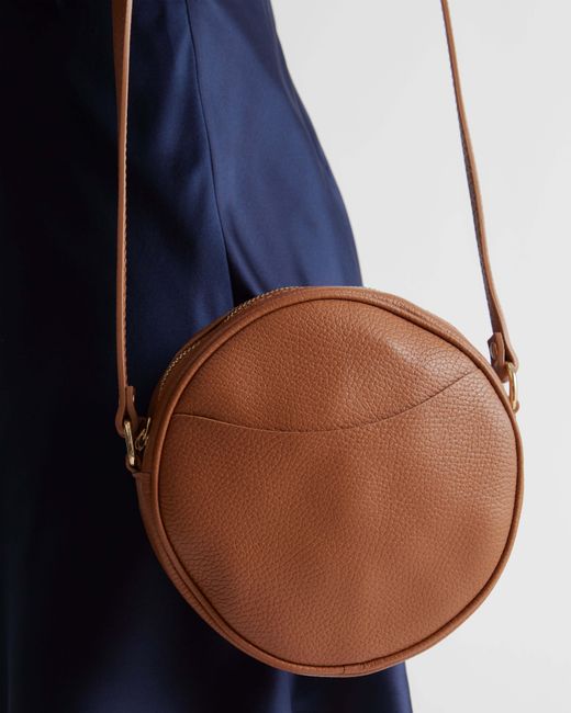 Quince Italian Leather Circle Crossbody Bag in Brown Lyst