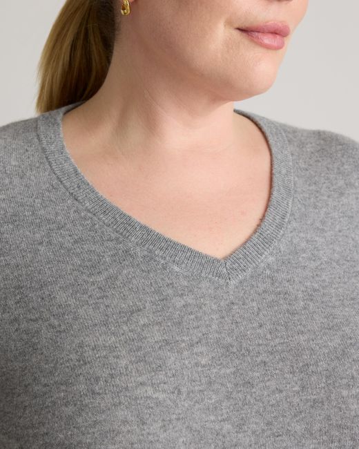 Quince Gray Mongolian Cashmere V-Neck Sweater