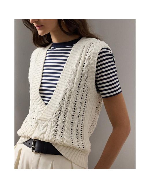 Gilet in maglia a trecce di cotone e seta di Ralph Lauren in White