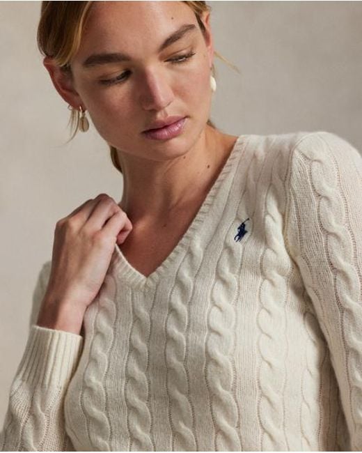 Polo Ralph Lauren Wollen-Kasjmier Kabeltrui Met V-Hals in het Natural