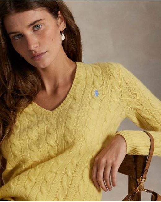 Polo Ralph Lauren Wollen-Kasjmier Kabeltrui Met V-Hals in het Yellow