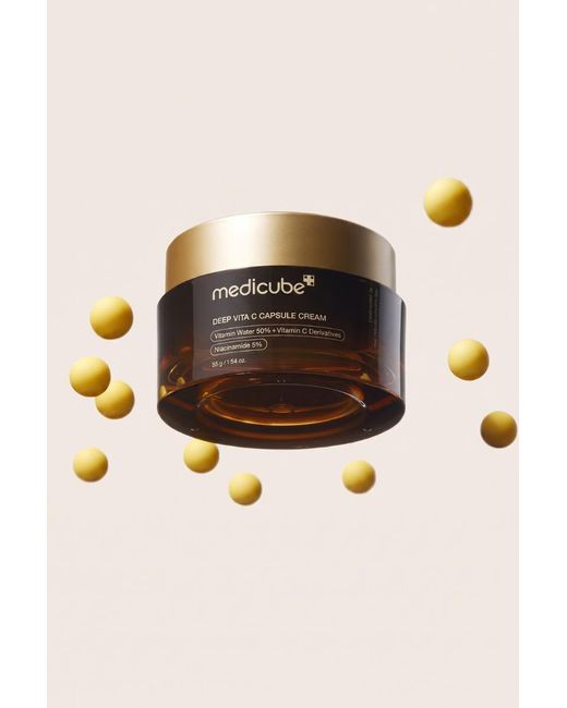 Rebellious Fashion Natural Medicube Capsule Deep Vit C