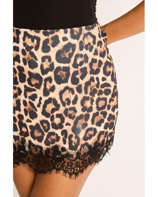 Rebellious Fashion Black Print Lace Trim Mini Skort