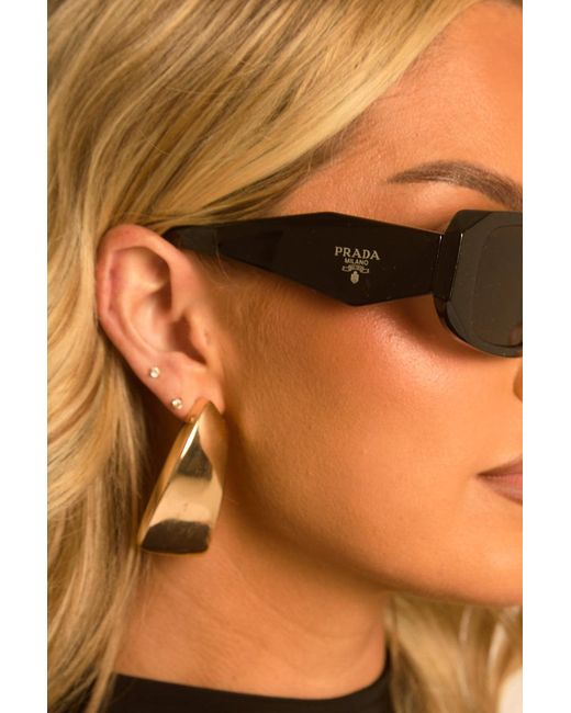 Rebellious Fashion Black Logo Detail Sunglasses