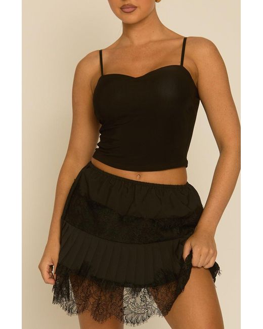 Rebellious Fashion Black Pleated Lace Hem Mini Skirt