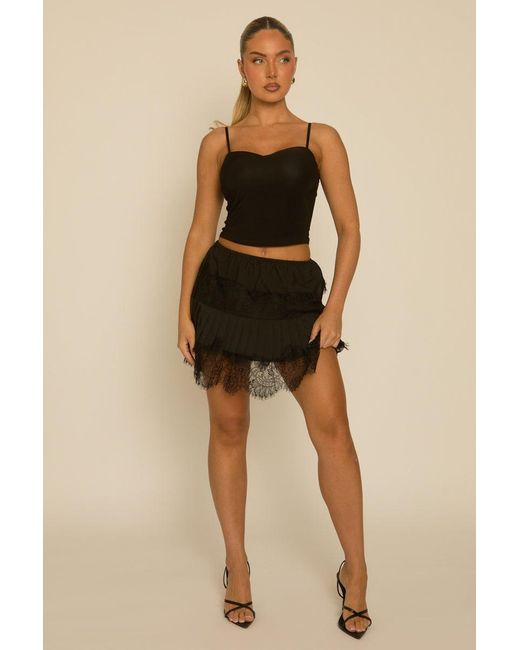 Rebellious Fashion Black Pleated Lace Hem Mini Skirt