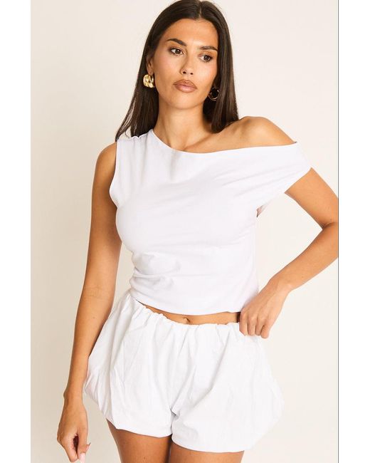 Rebellious Fashion White Puffball Shorts