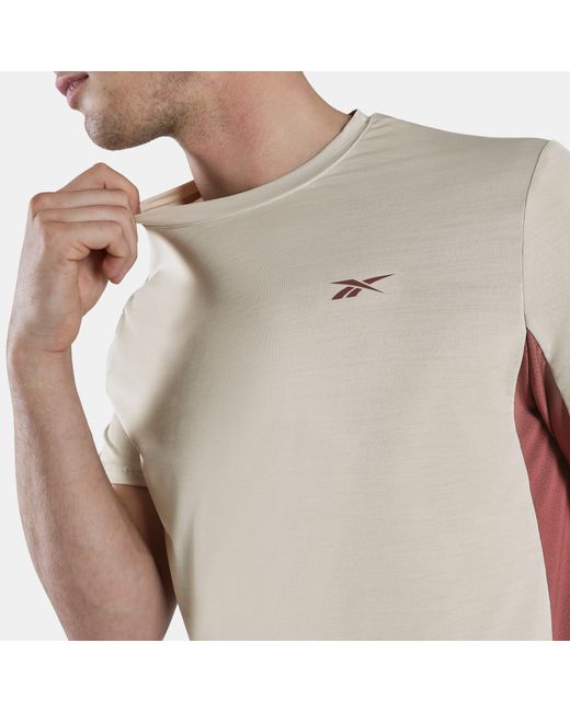 Reebok Rbk Chill Athlete T-Shirt, Afmeting in het Natural voor heren