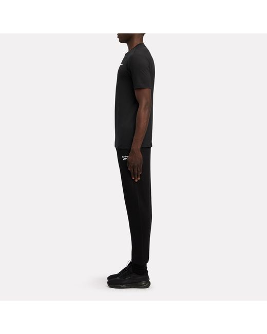 Reebok Black Id Train Logo Stretch Tech T-Shirt for men