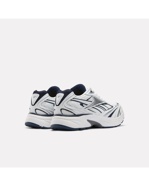 Reebok White Belwave Running Shoes