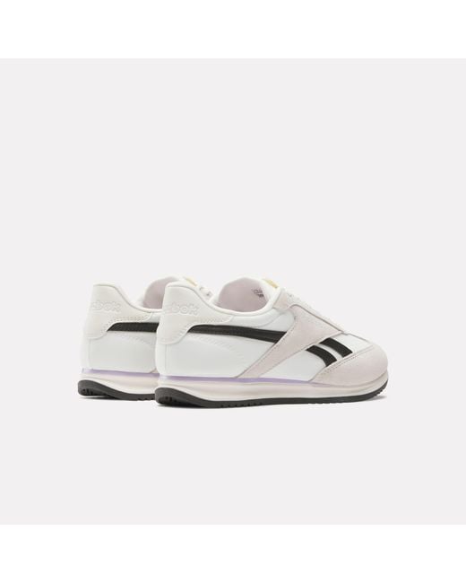 Reebok White World 70 Trainers