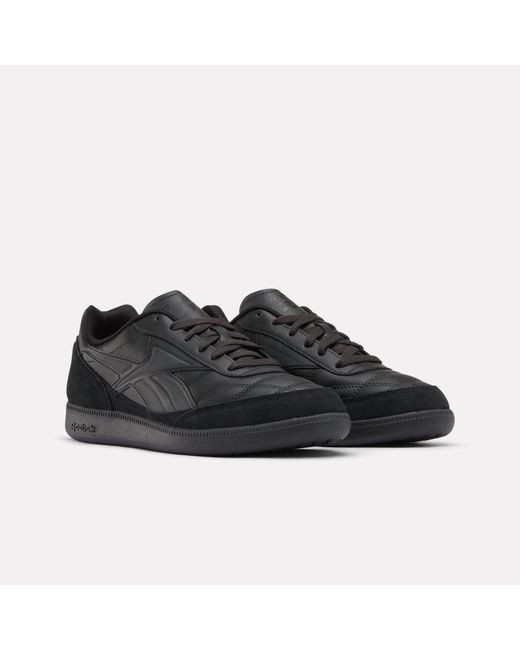 Reebok Black Finale Trainers