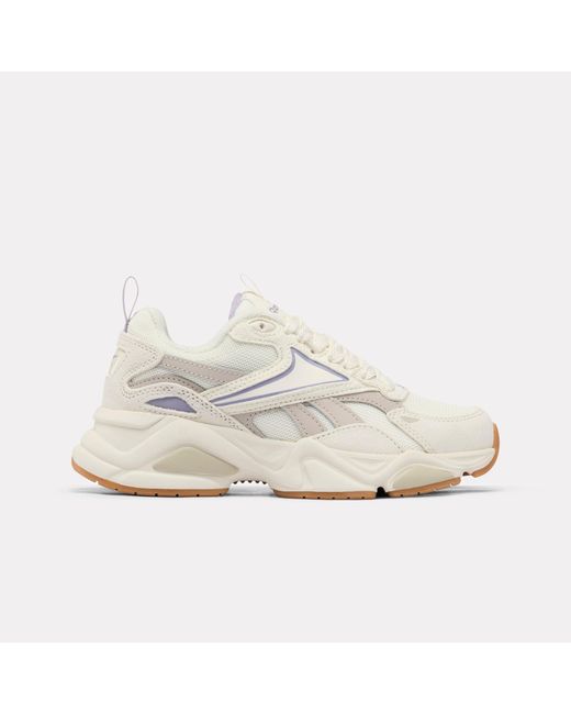 Reebok White Charge Run Trainer