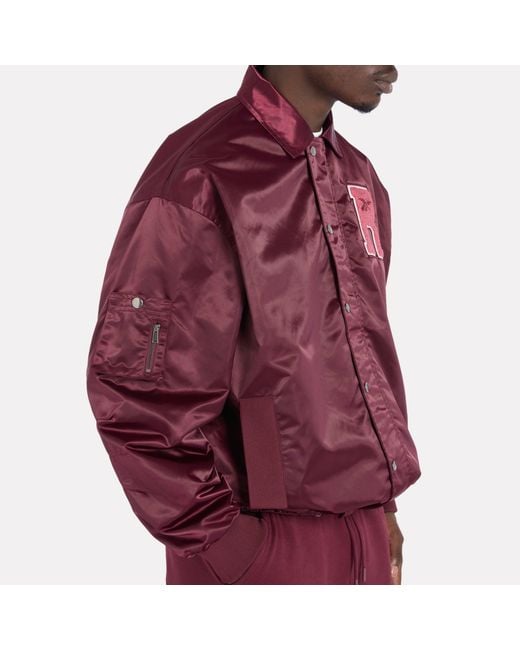 Reebok Varsity Coach Jasunisex, Afmeting in het Red