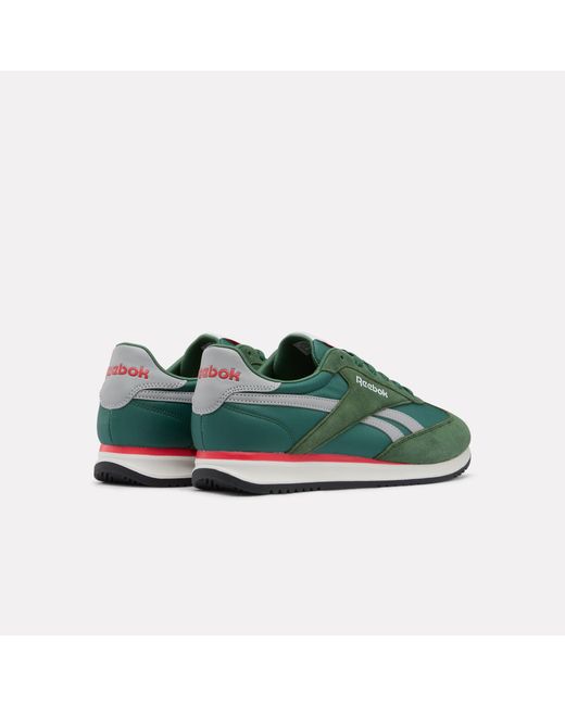Reebok Green World 70 Trainers