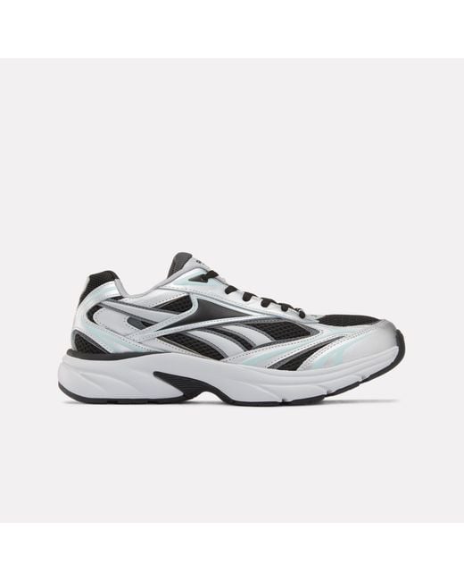 Reebok Gray Belwave Running Shoes for men