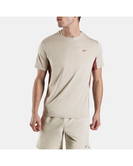 Reebok Rbk Chill Athlete T-Shirt, Afmeting in het Natural voor heren