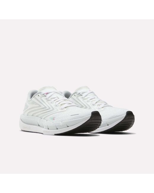 Reebok White Floatzig 2 Running Shoes for men