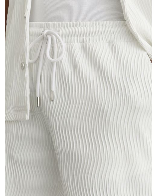 Reiss White Textured-Wave Drawstring Shorts for men