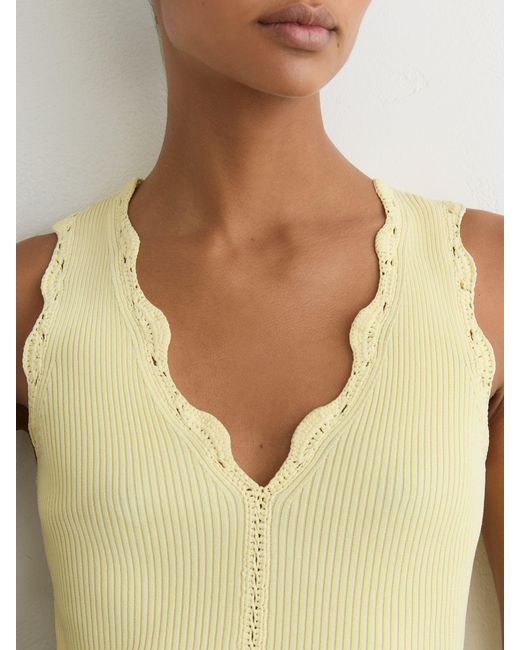 Reiss Natural Freya - Buttermilk Yellow Scallop-trim Rib-knit Vest, Xs (us 2)