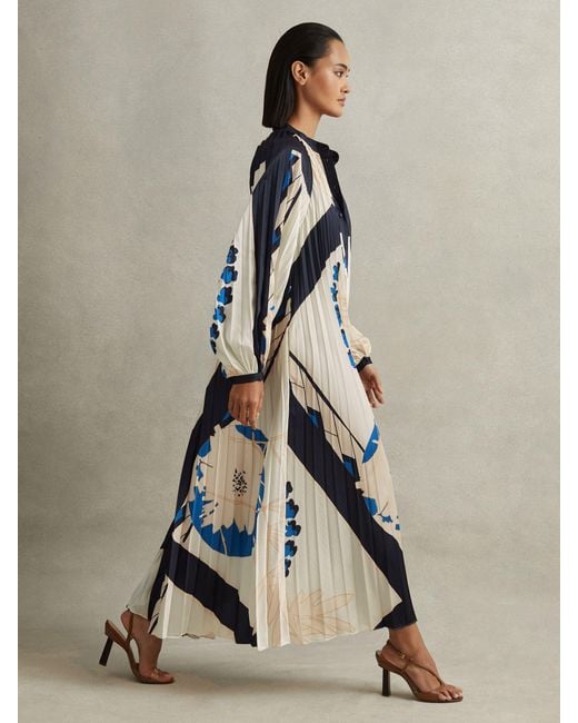 Reiss Printed Pleated Maxi Dress in Blue | Lyst