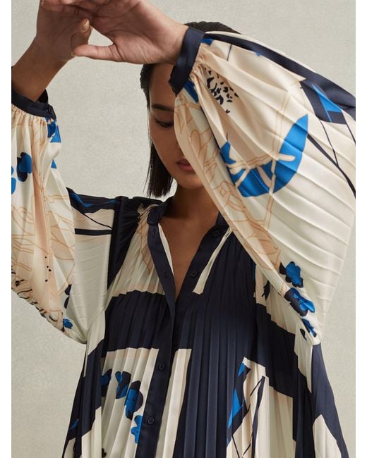 Reiss Printed Pleated Maxi Dress in Blue | Lyst