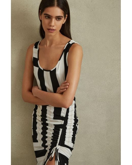 Reiss Natural Serina - Black/white Colourblock Ruched Bodycon Midi Dress