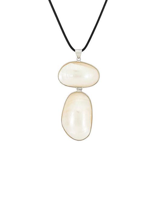 Amber Sceats White Pendant Necklace