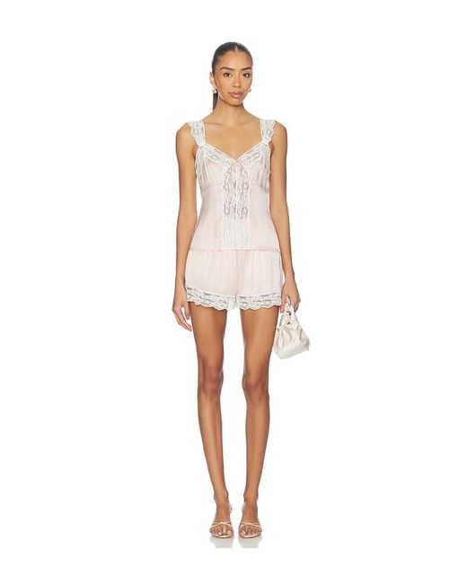 Tularosa White Coline Short