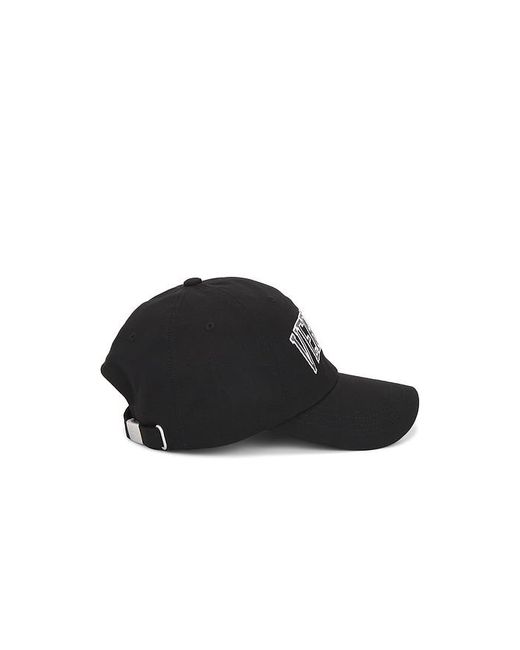VERUTUM Black Lettering Cap for men
