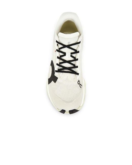 On Shoes White Cloudmster 3 Hyper for men