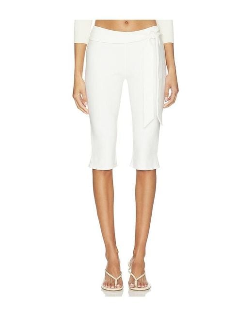 Tiger Mist White Pilar Capri