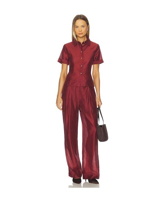 L'academie Red 'Academie Liya Pant
