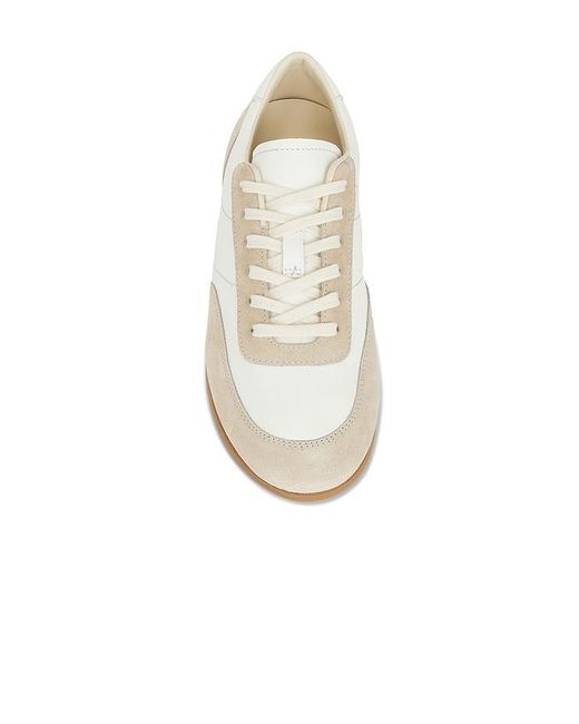 Common Projects White Sneakers Minimal Runner