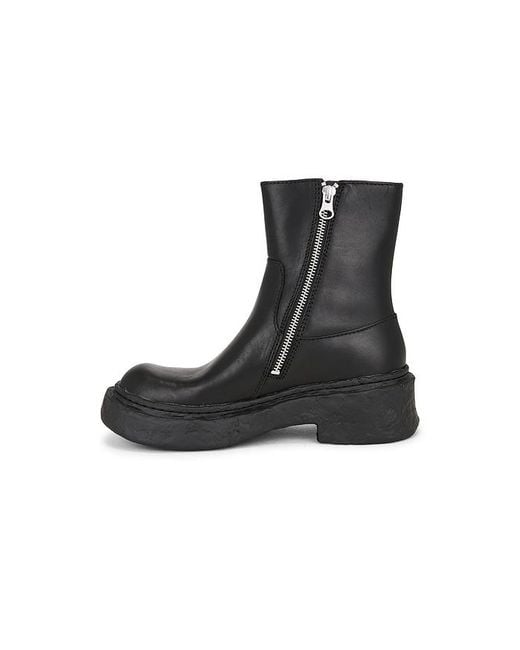 CAMPERLAB Black Boot Vamonos