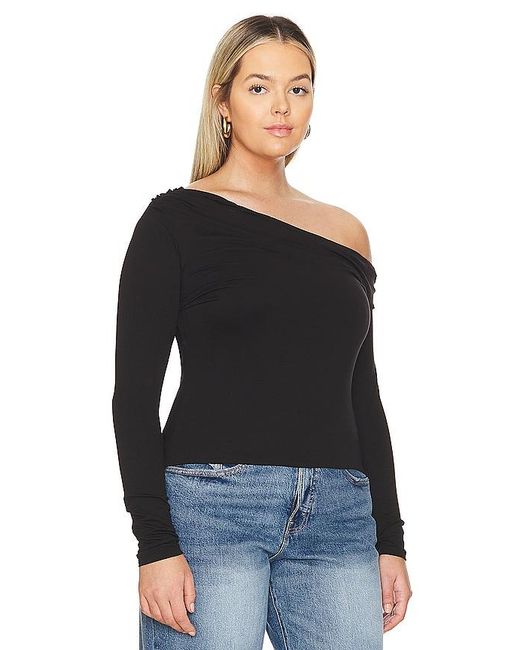 Bria Essential Top en Black AFRM
