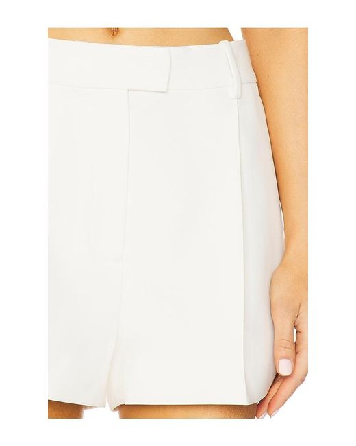 L'academie White 'Academie Nomiko Short