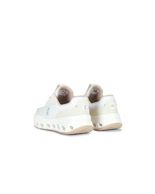 On Shoes White The Roger Wildcard for men