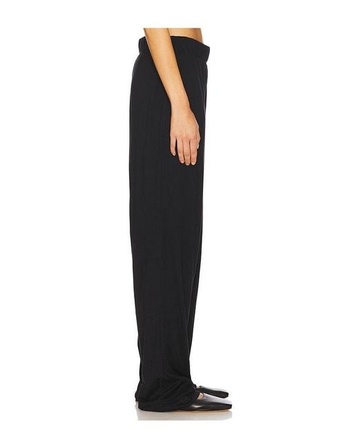 ÉTERNE Black Hose