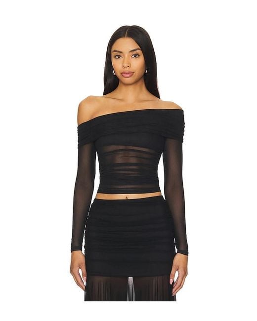 Kami Off Shoulder Top En Color Negro Talla (También En Xs, Xxs) superdown de color Black